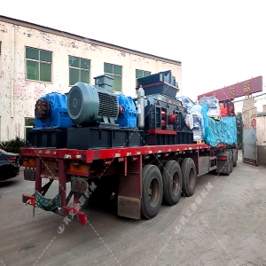 1200x800型半自動液壓對輥制砂機(jī)設(shè)備發(fā)貨圖片