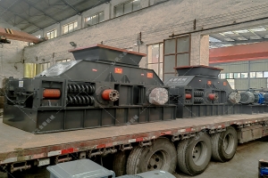 大型直連式半自動對輥破碎機(jī)發(fā)往河北